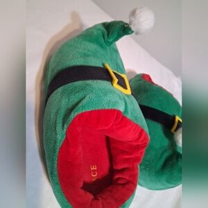 EUC Green & Red Christmas Holiday Elf Slippers Shoes  – Size 3/4